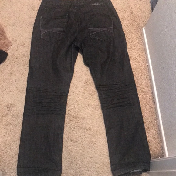 Jeans....worn once - Picture 2 of 3